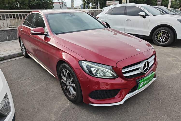 Used Mercedes-Benz C-Class 2015 Restyled C 180 L Sport Edition Front Right 45 Deg