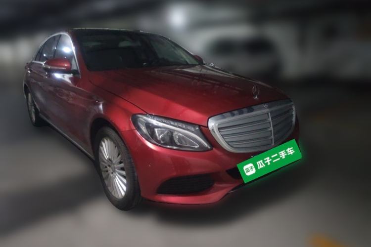 Used Mercedes-Benz C-Class 2015 C 200 L Front Right 45 Deg