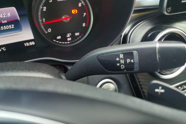 Used Mercedes-Benz C-Class 2015 C 200 L 4MATIC Sport Edition Gear Lever