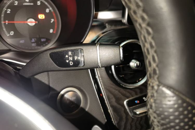 Used Mercedes-Benz C-Class 2015 Restyled C 180 L Sport Edition Gear Lever