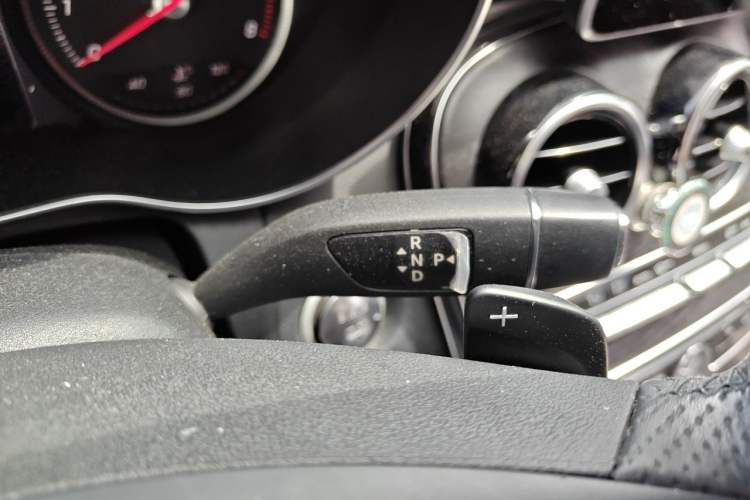 Used Mercedes-Benz C-Class 2015 C 180 L Sport Edition Gear Lever