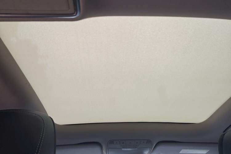 Used Mercedes-Benz C-Class 2015 Revised C 200 L Sport Edition Headliner