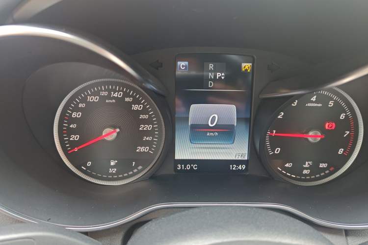 Used Mercedes-Benz C-Class 2015 Revised C 200 L Sport Edition Instrument Cluster