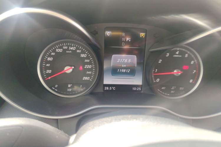 Used Mercedes-Benz C-Class 2015 C 180 L Sport Edition Instrument Cluster