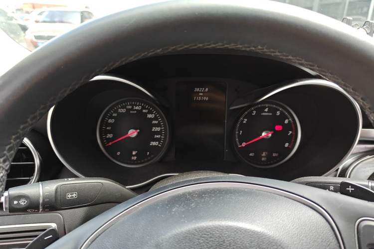 Used Mercedes-Benz C-Class 2015 C 180 L Sport Edition Instrument Cluster
