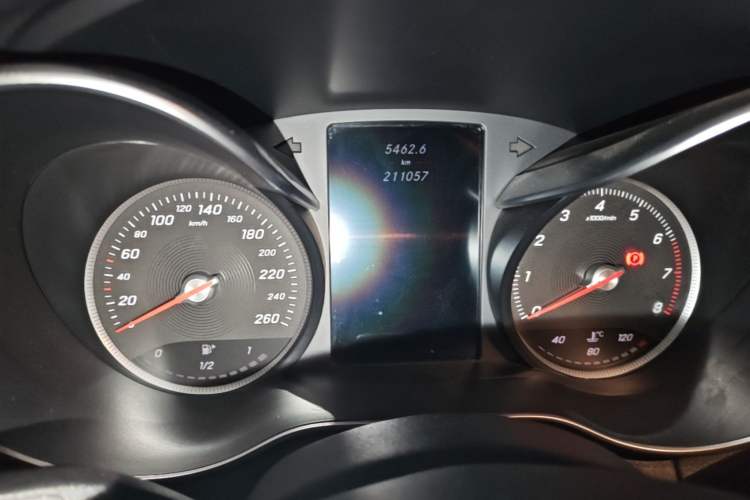 Used Mercedes-Benz C-Class 2015 Revised C 200 L Sport Edition Instrument Cluster