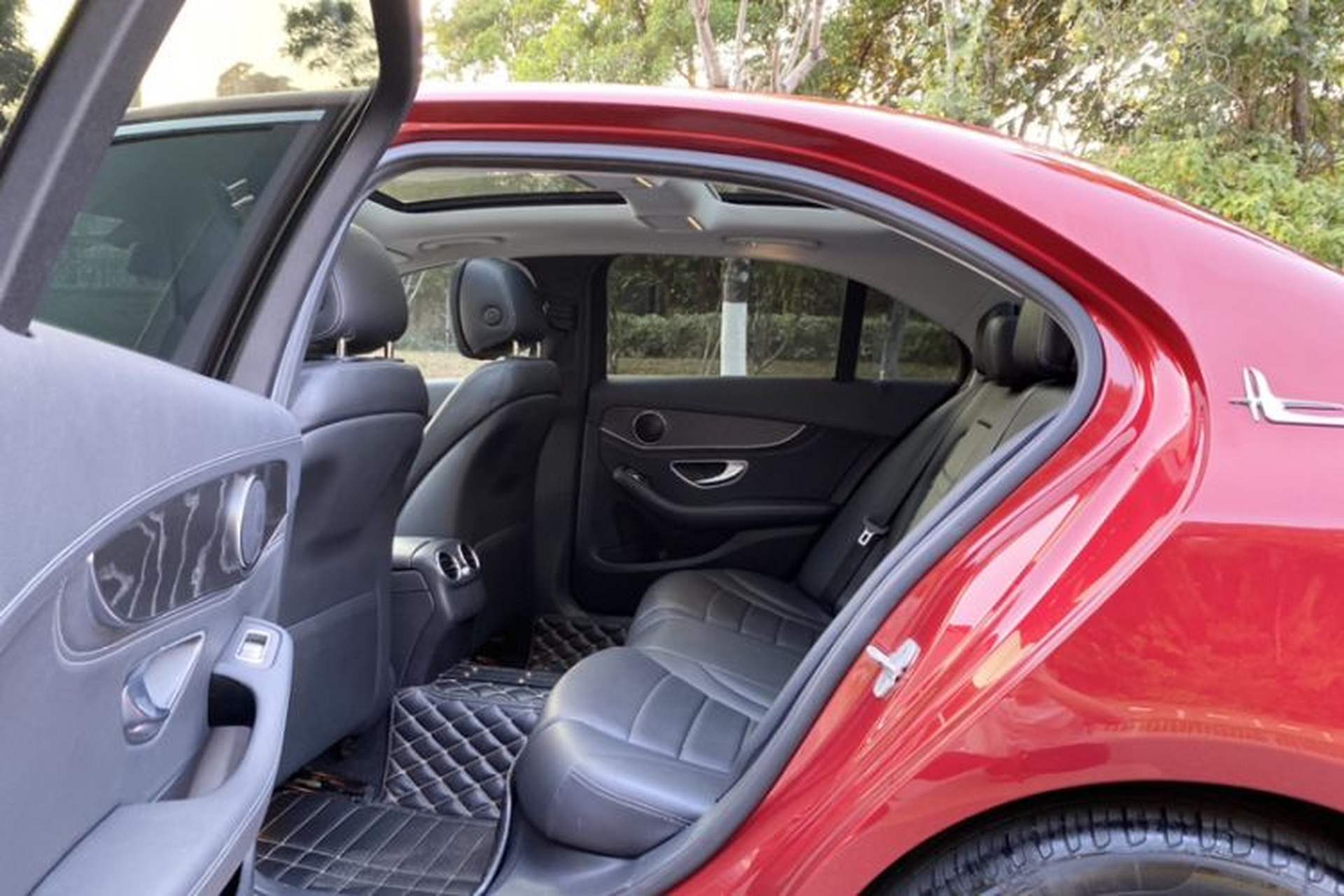 Used Mercedes-Benz C-Class 2015 Revised C 200 L Sport Edition Interior 2