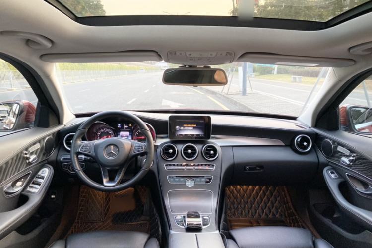 Used Mercedes-Benz C-Class 2015 Revised C 200 L Sport Edition Interior 4