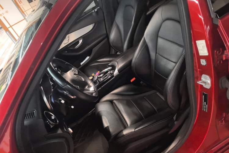 Used Mercedes-Benz C-Class 2015 C 200 Sport Edition 4MATIC Left Front Seat