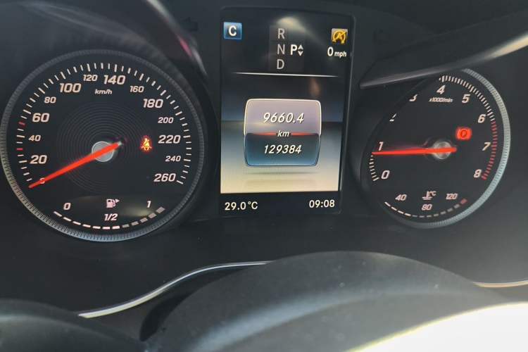 Used Mercedes-Benz C-Class 2015 C 200 Sport Edition Odometer Close Up