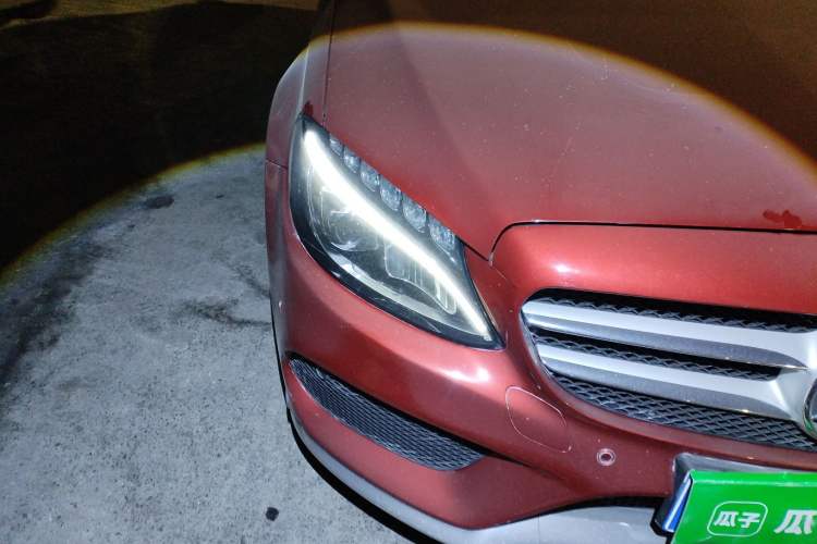Used Mercedes-Benz C-Class 2015 Revised C 200 L Sport Edition Right Front Headlight