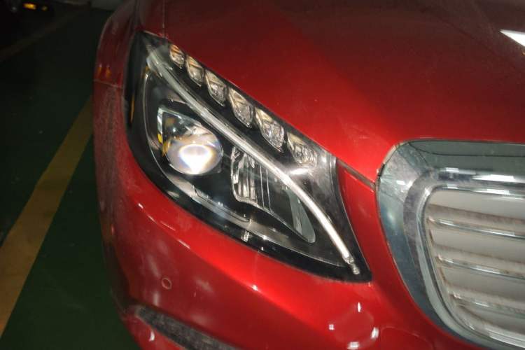 Used Mercedes-Benz C-Class 2015 C 180 L Right Front Headlight