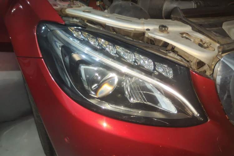 Used Mercedes-Benz C-Class 2015 C 200 L Right Front Headlight