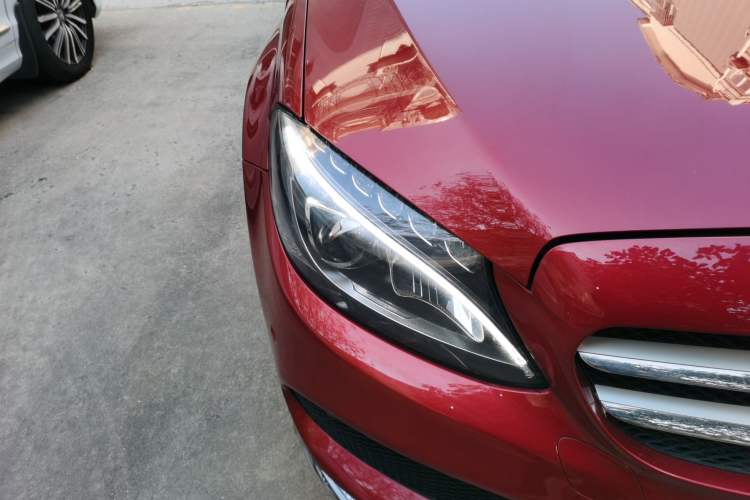 Used Mercedes-Benz C-Class 2015 Restyled C 180 L Sport Edition Right Front Headlight