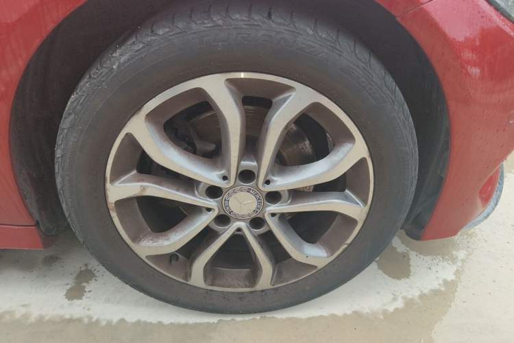Used Mercedes-Benz C-Class 2015 C 200 L Sport Edition Right Front Wheel Hub