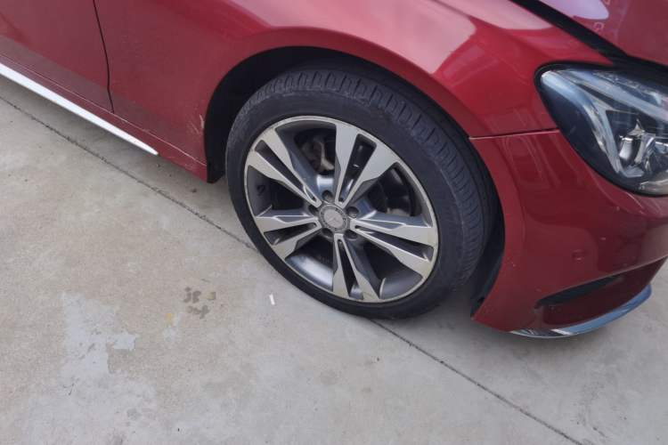 Used Mercedes-Benz C-Class 2015 C 200 L 4MATIC Sport Edition Right Front Wheel Hub
