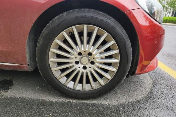 Used Mercedes-Benz C-Class 2015 C 180 L Right Front Wheel Hub