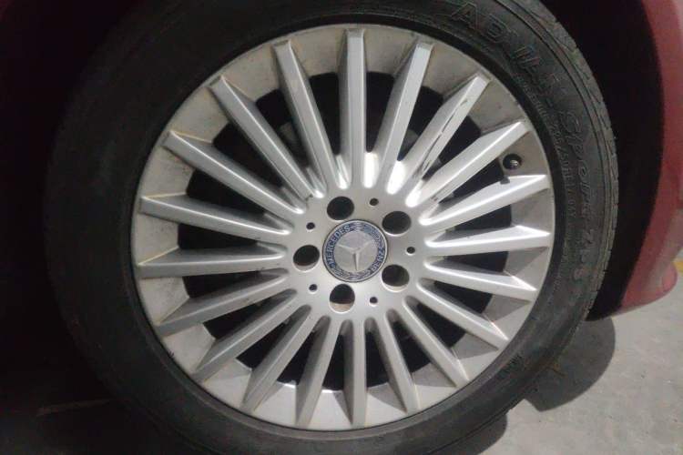 Used Mercedes-Benz C-Class 2015 C 200 L Right Front Wheel Hub