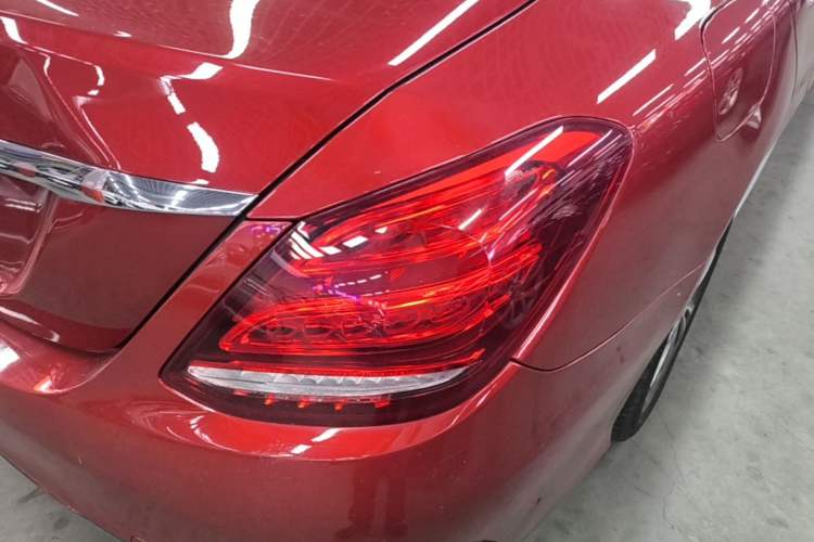 Used Mercedes-Benz C-Class 2015 Revised C 200 L Sport Edition Right Rear Taillight