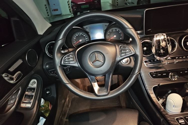 Used Mercedes-Benz C-Class 2015 Revised C 200 L Sport Edition Steering Wheel