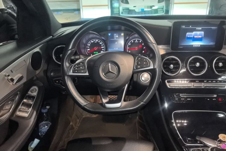 Used Mercedes-Benz C-Class 2015 C 200 Sport Edition 4MATIC Steering Wheel