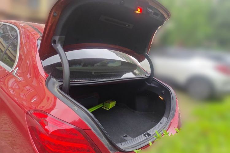 Used Mercedes-Benz C-Class 2015 Facelift C 180 L Trunk