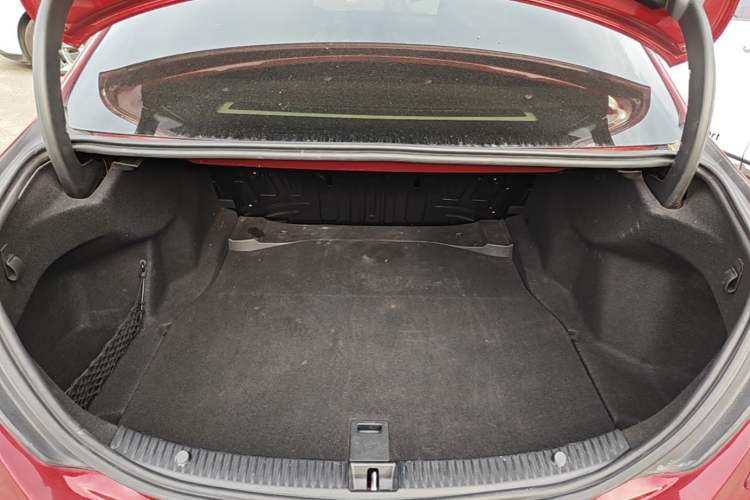Used Mercedes-Benz C-Class 2015 Restyled C 180 L Sport Edition Trunk