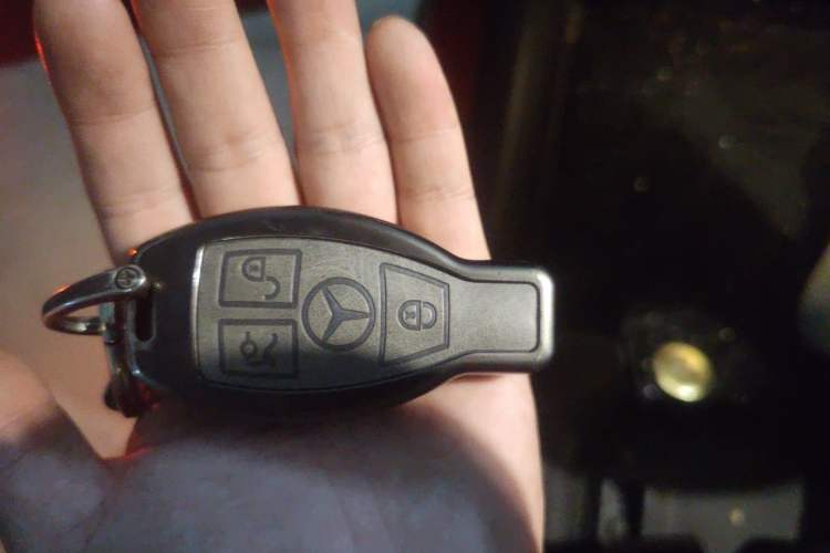 Used Mercedes-Benz C-Class 2015 C 200 L Vehicle Key
