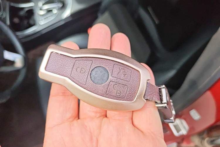 Used Mercedes-Benz C-Class 2015 C 200 L Sport Edition Vehicle Key