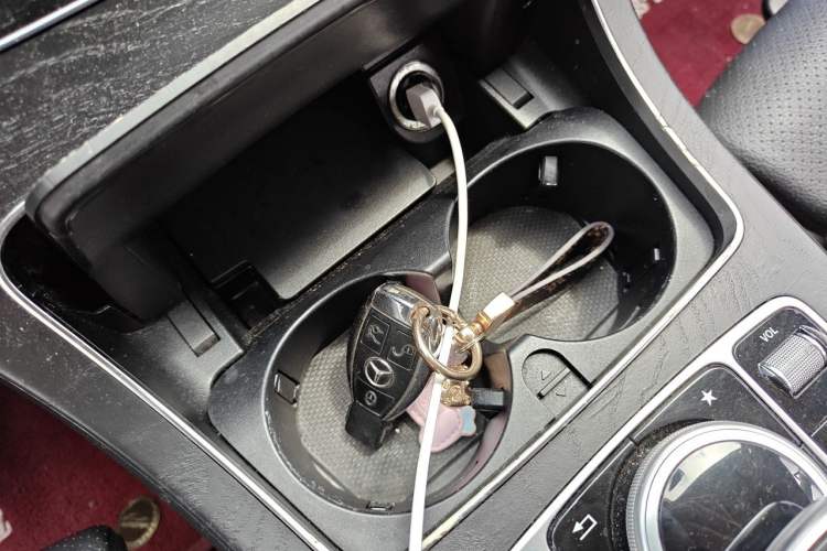 Used Mercedes-Benz C-Class 2015 C 180 L Sport Edition Vehicle Key