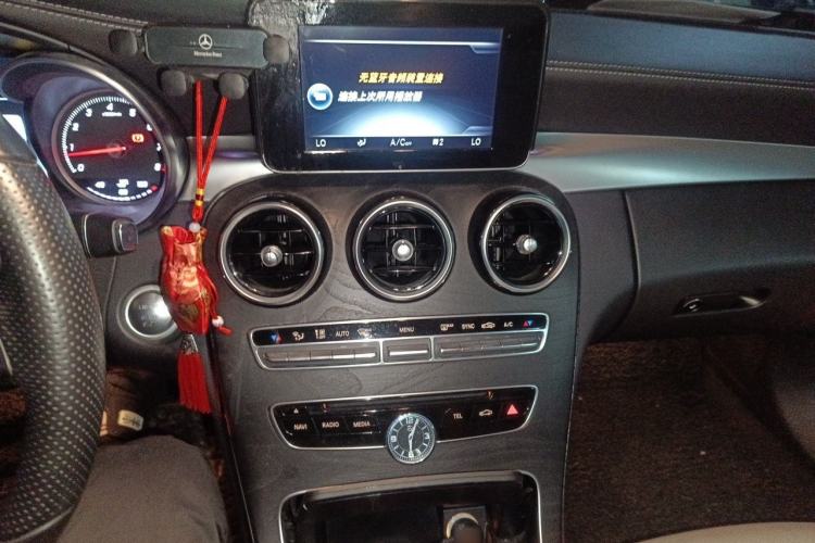 Used Mercedes-Benz C-Class 2015 C 200 L Sport Edition Audio And AC Panel