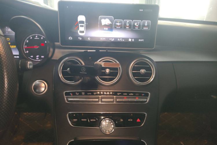 Used Mercedes-Benz C-Class 2015 C 200 station wagon Audio And AC Panel