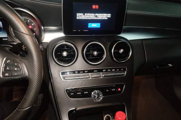 Used Mercedes-Benz C-Class 2015 C 200 L 4MATIC Sport Edition Audio And AC Panel