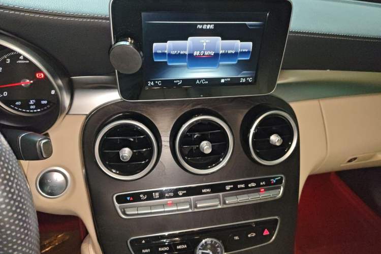 Used Mercedes-Benz C-Class 2015 Restyled C 180 L Sport Edition Audio And AC Panel