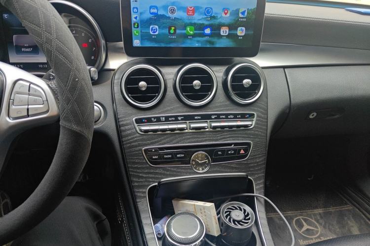 Used Mercedes-Benz C-Class 2015 Revised C 200 L Sport Edition Audio And AC Panel