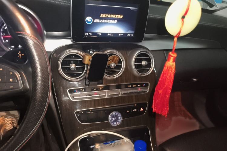 Used Mercedes-Benz C-Class 2015 Facelift C 200 L Audio And AC Panel
