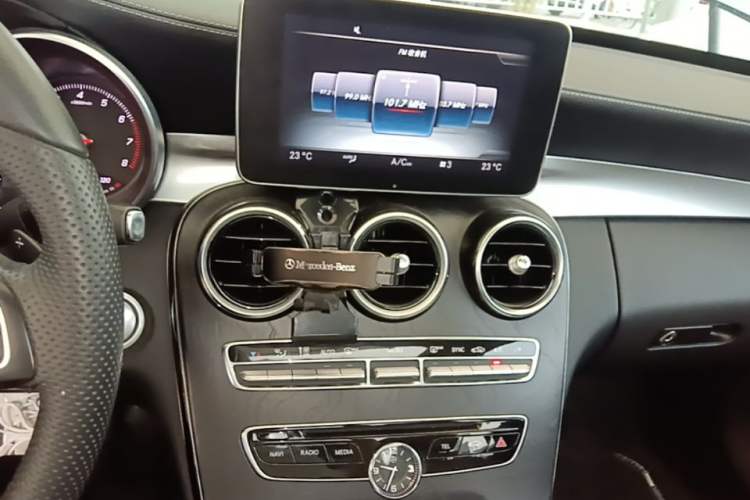 Used Mercedes-Benz C-Class 2015 C 260 L Sport Edition Audio And AC Panel