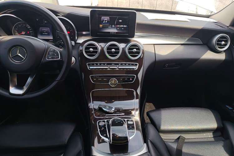 Used Mercedes-Benz C-Class 2015 C 200 L Audio And AC Panel