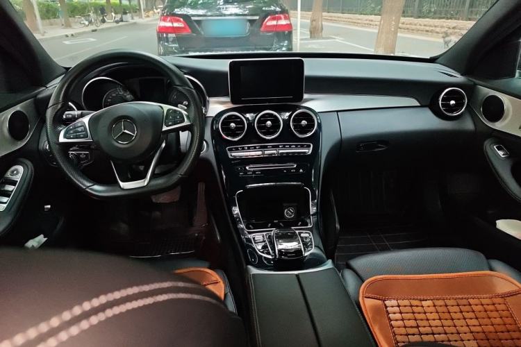 Used Mercedes-Benz C-Class 2015 C 200 Sport Edition Center Console