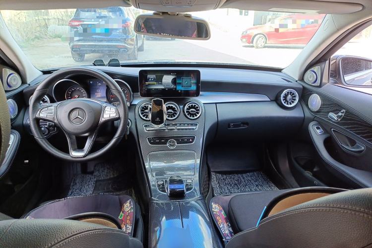 Used Mercedes-Benz C-Class 2015 C 180 L Sport Edition Center Console