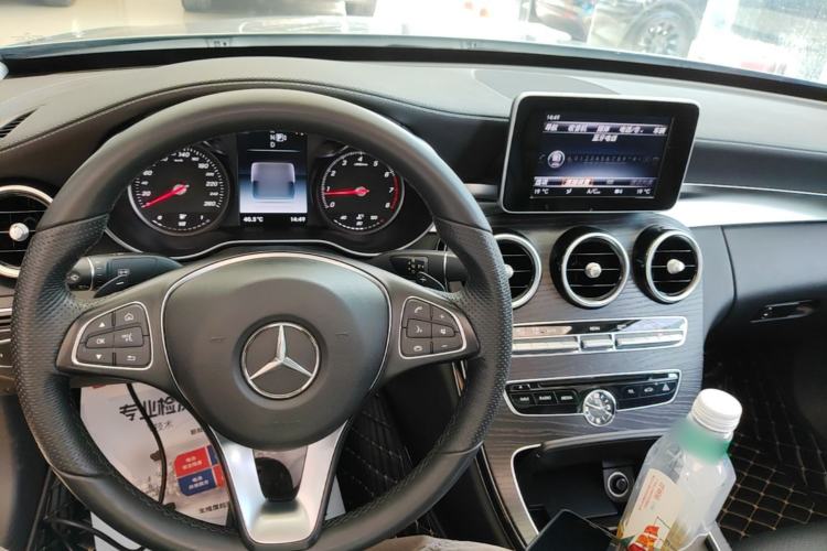 Used Mercedes-Benz C-Class 2015 C 200 L Sport Edition Center Console