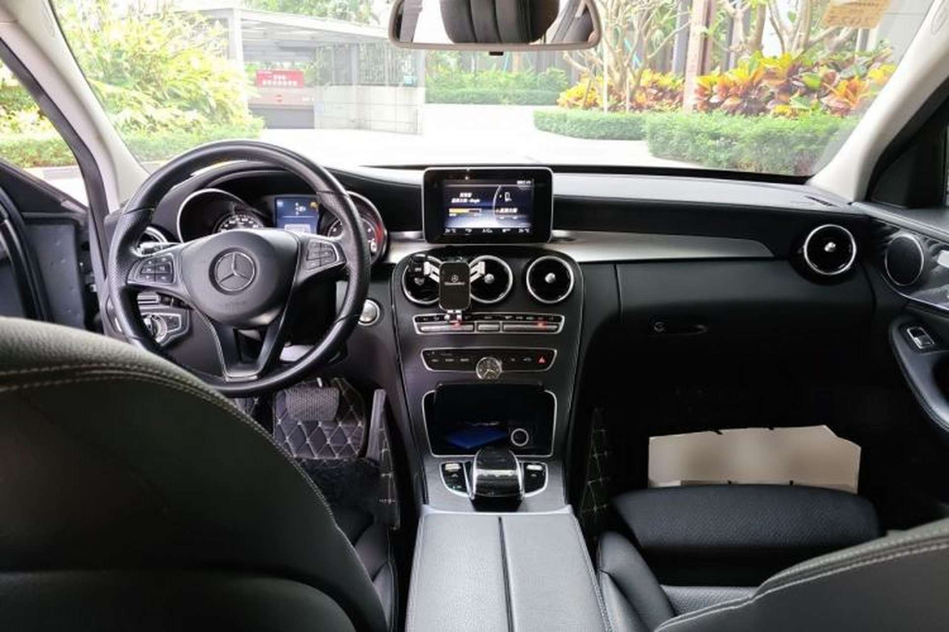 Used Mercedes-Benz C-Class 2015 Revised C 200 L Sport Edition Center Console