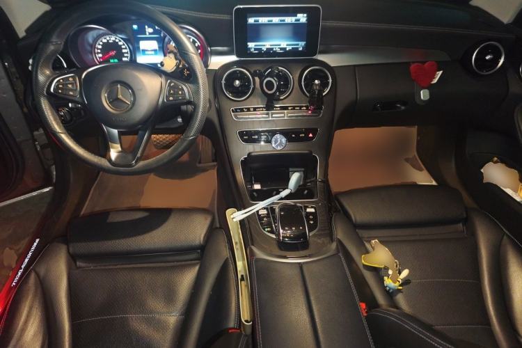 Used Mercedes-Benz C-Class 2015 C 200 L 4MATIC Sport Edition Center Console