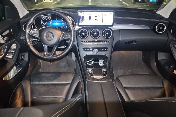 Used Mercedes-Benz C-Class 2015 C 200 L 4MATIC Sport Edition Center Console