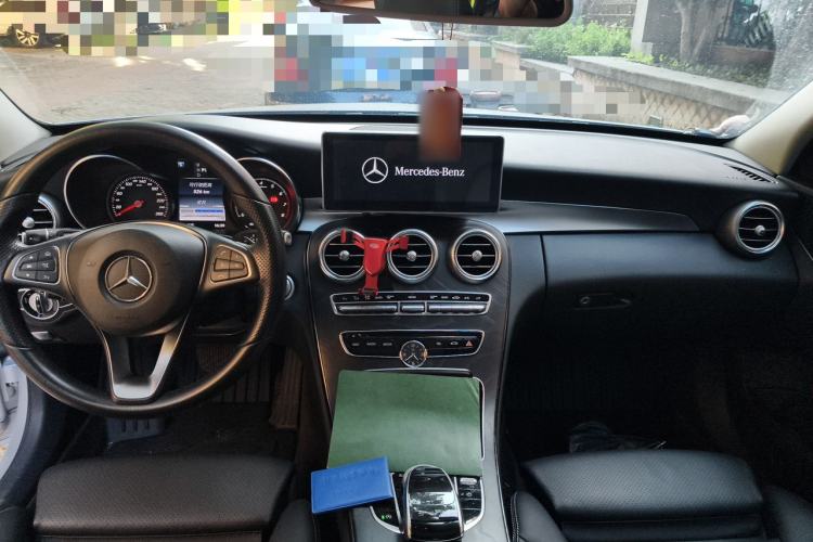 Used Mercedes-Benz C-Class 2015 C 200 station wagon Center Console