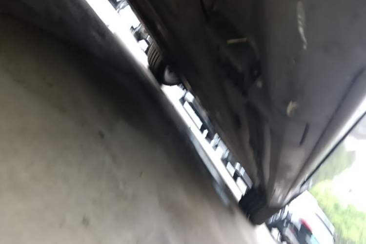 Used Mercedes-Benz C-Class 2015 C 260 L Sport Edition Chassis Front Left