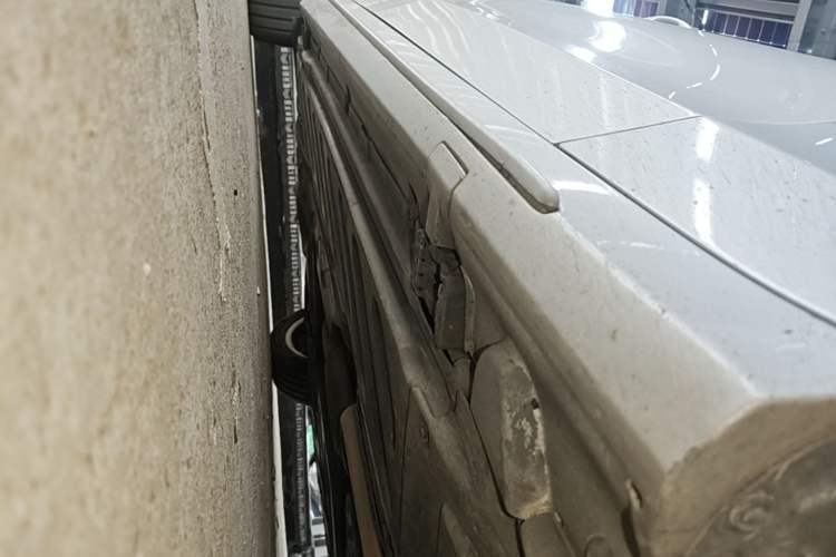 Used Mercedes-Benz C-Class 2015 C 180 L Sport Edition Chassis Front Right