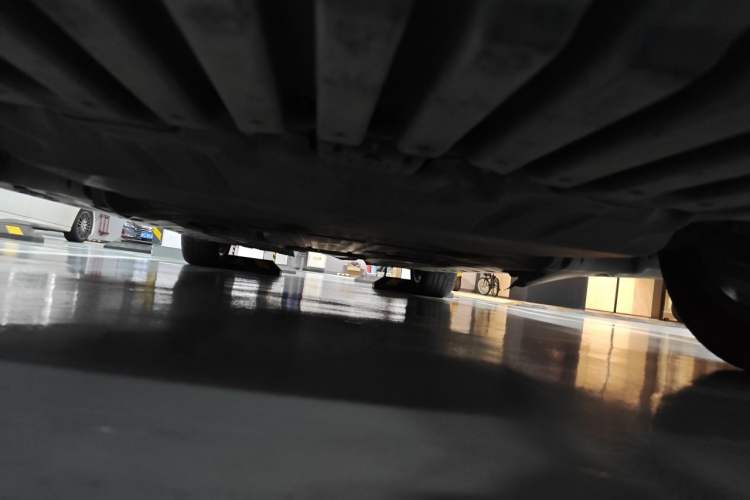 Used Mercedes-Benz C-Class 2015 C 200 Sport Edition Chassis Front