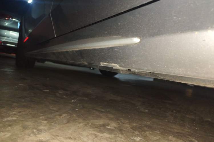 Used Mercedes-Benz C-Class 2015 C 200 L 4MATIC Sport Edition Chassis Rear Left