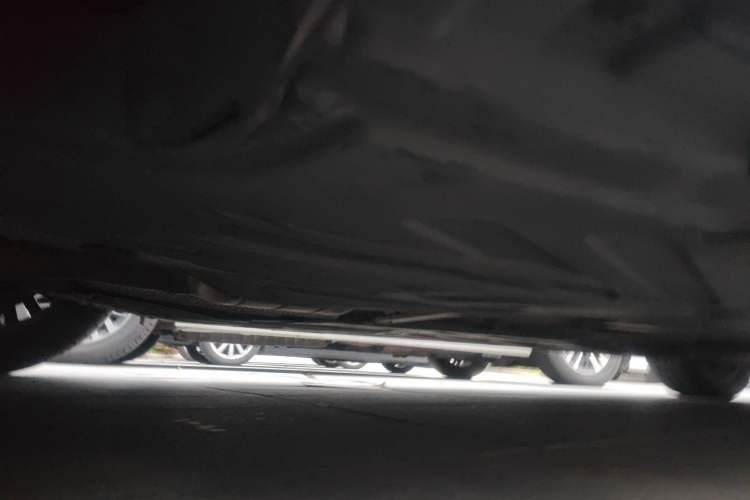 Used Mercedes-Benz C-Class 2015 Facelift C 180 L Chassis Rear Right